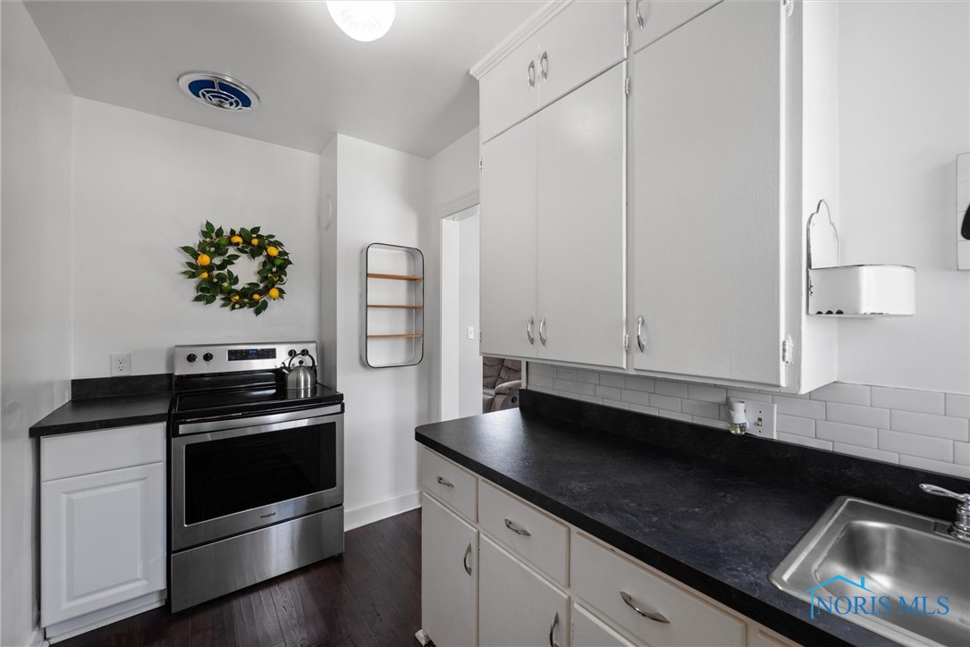 438 Pasadena Boulevard