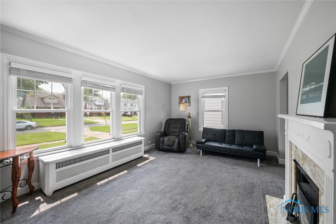 438 Pasadena Boulevard