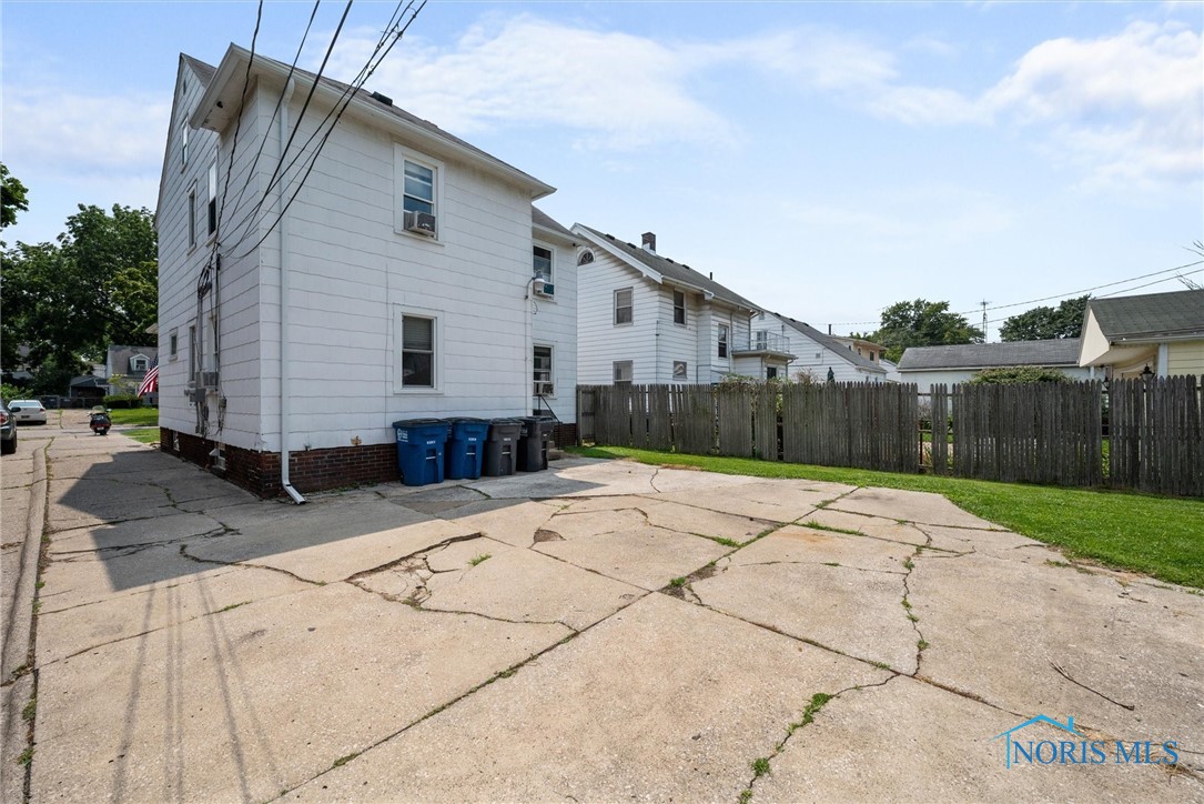 438 Pasadena Boulevard