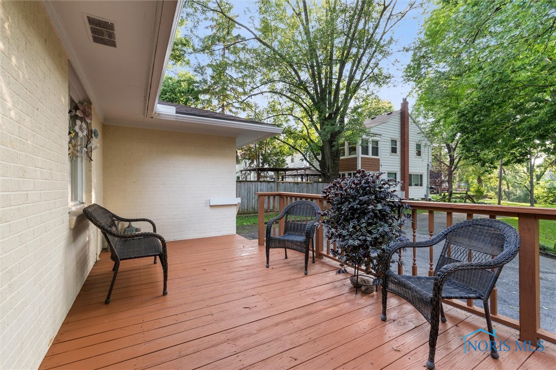 823 Wylie Avenue