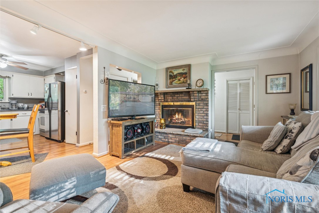 823 Wylie Avenue