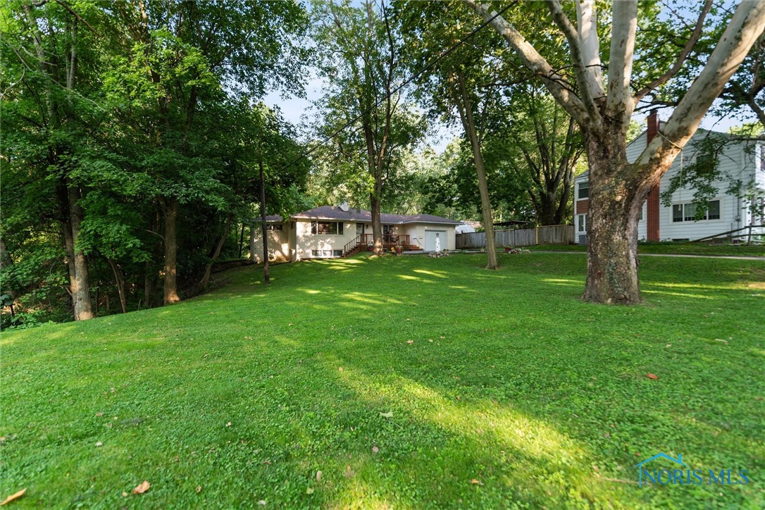 823 Wylie Avenue