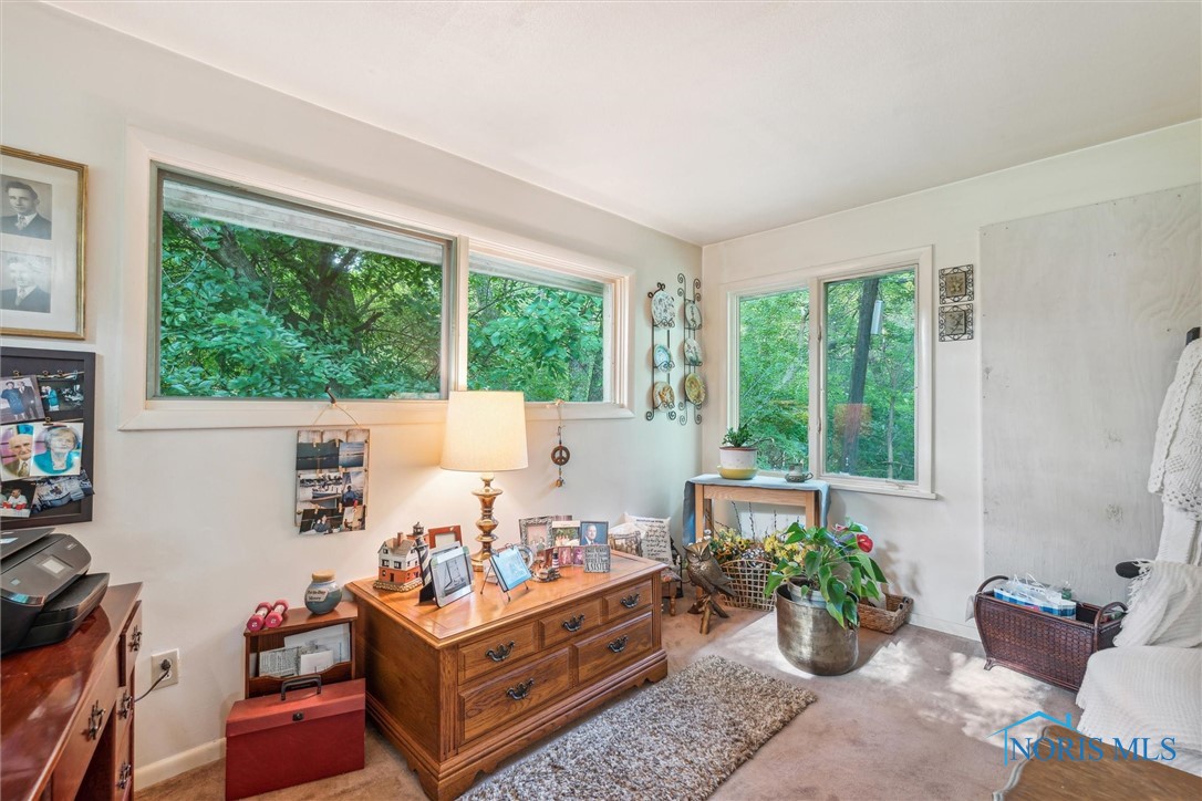823 Wylie Avenue