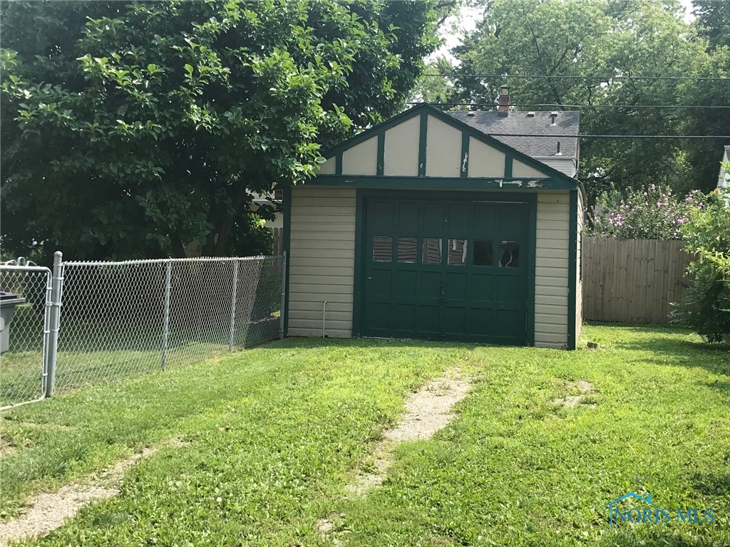 3141 Heatherdowns Boulevard