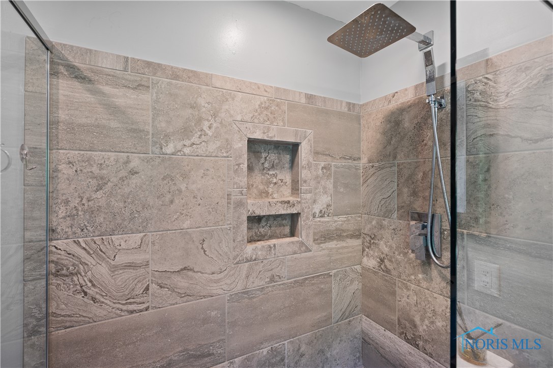 401 Orchard View Drive