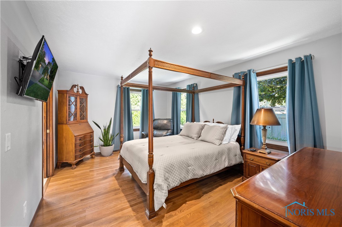 401 Orchard View Drive