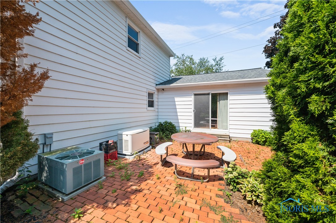 401 Orchard View Drive