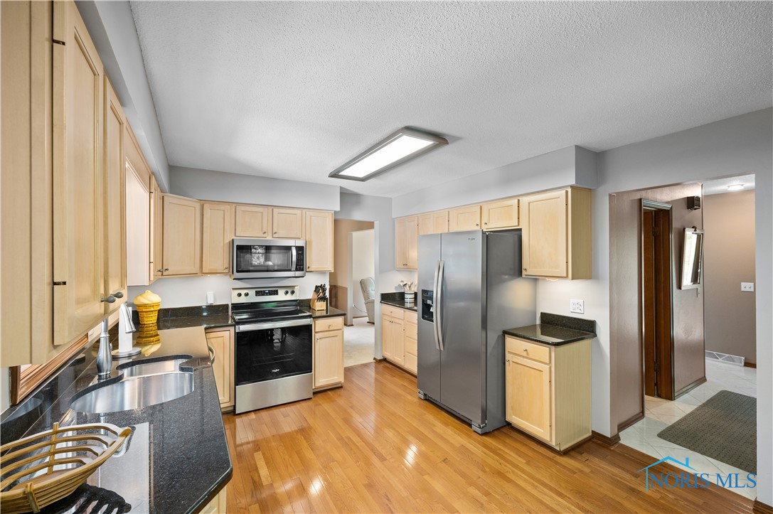 401 Orchard View Drive