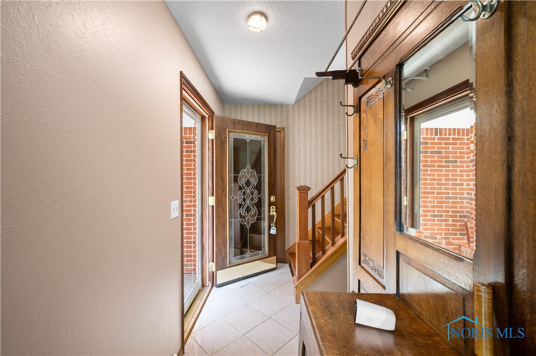 401 Orchard View Drive