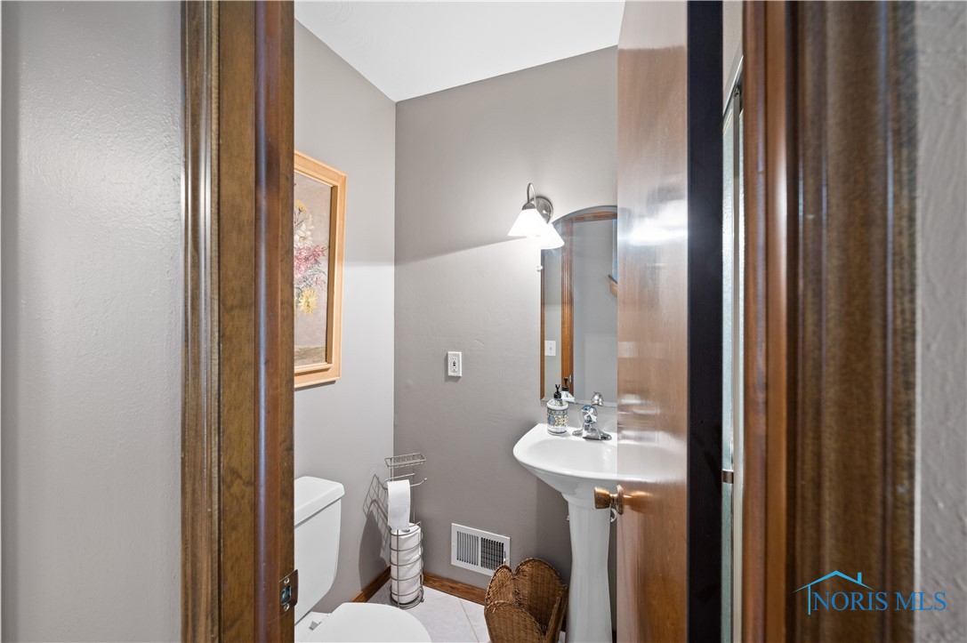 401 Orchard View Drive