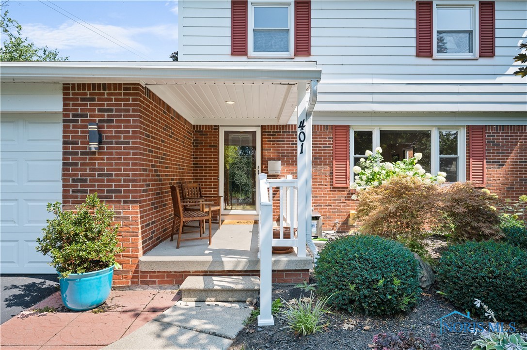 401 Orchard View Drive