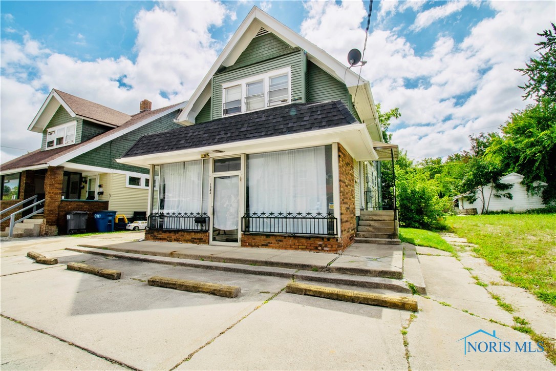 1339 W Sylvania Avenue