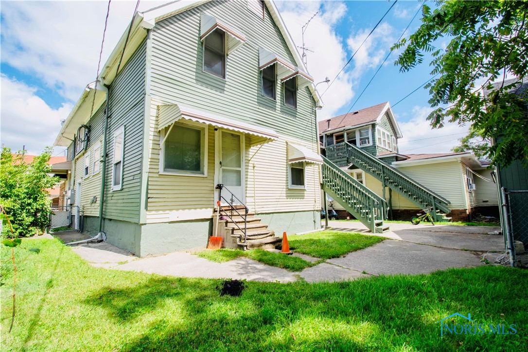1339 W Sylvania Avenue
