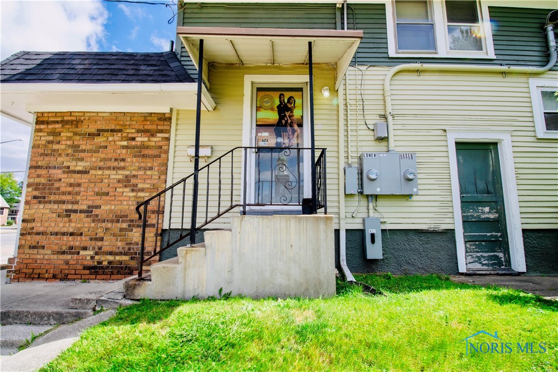 1339 W Sylvania Avenue
