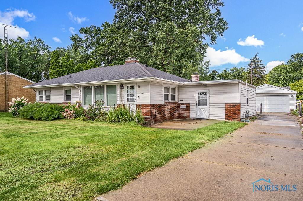 1144 Metcalf Road