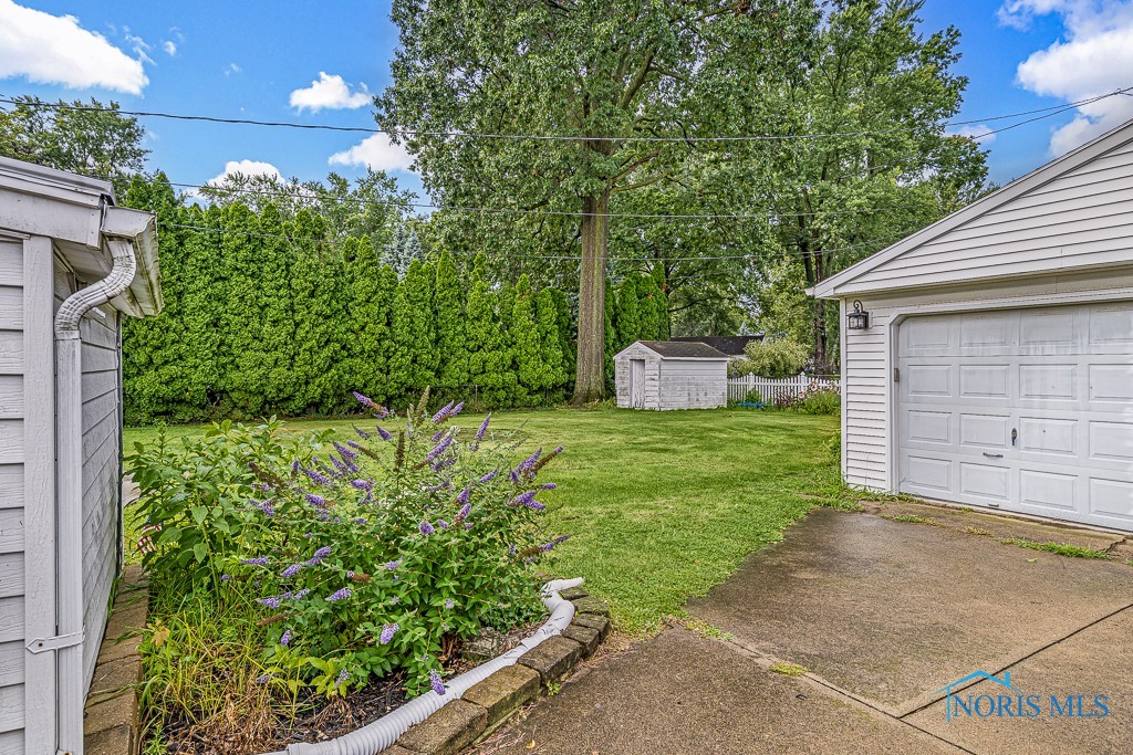 1144 Metcalf Road
