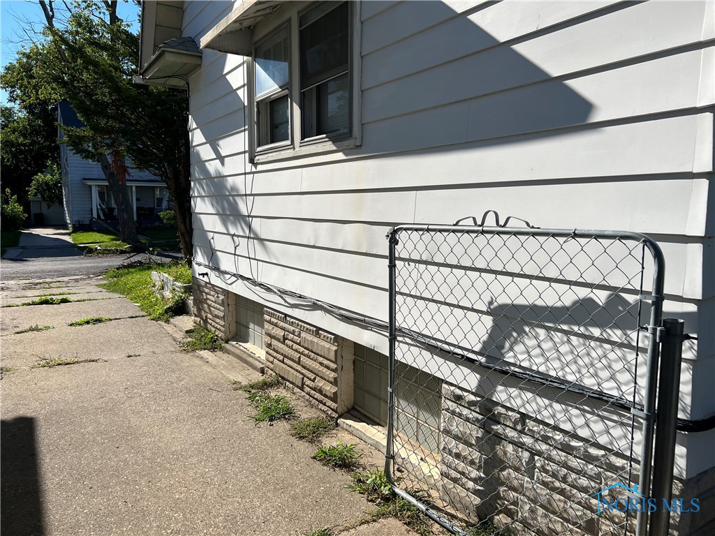 3212 Blackstone Drive