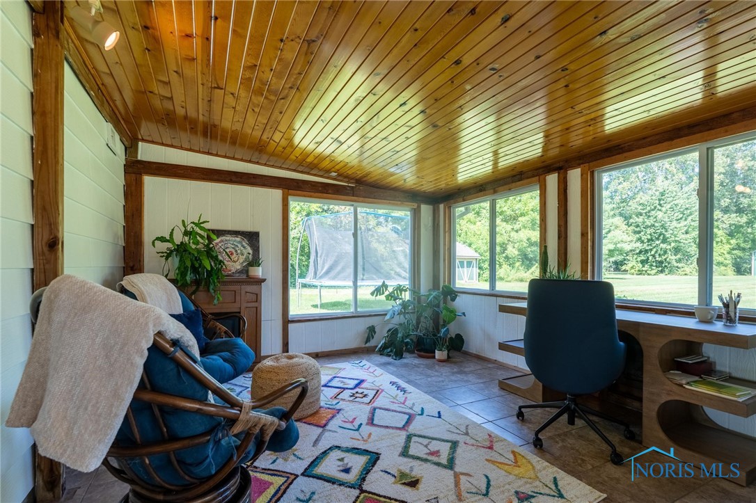 9252 Maumee Western Road