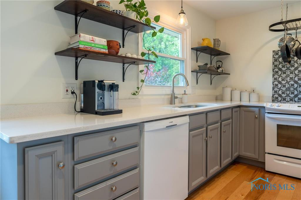 9252 Maumee Western Road