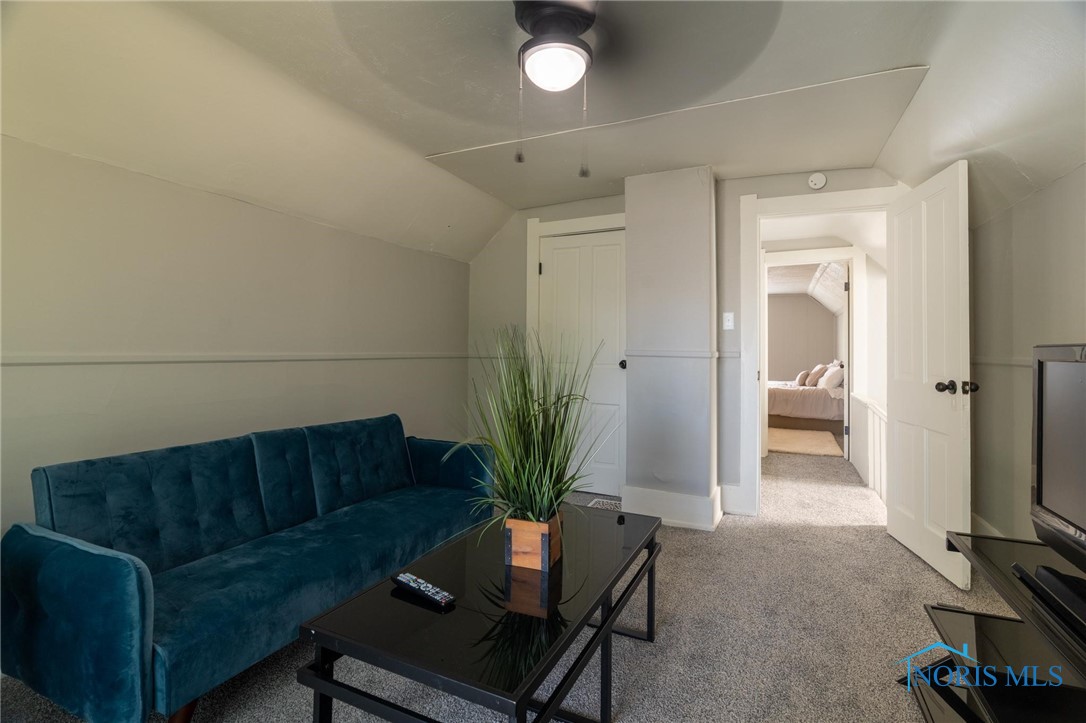 337 Frazer Street