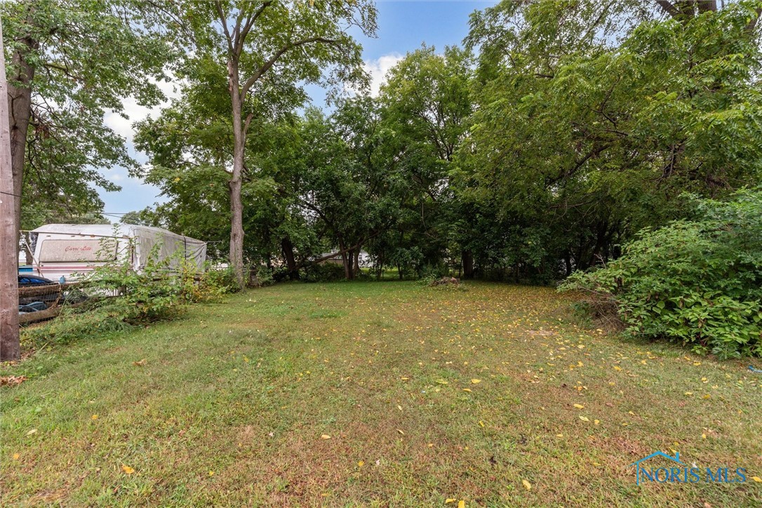 5737 Mantey Lane