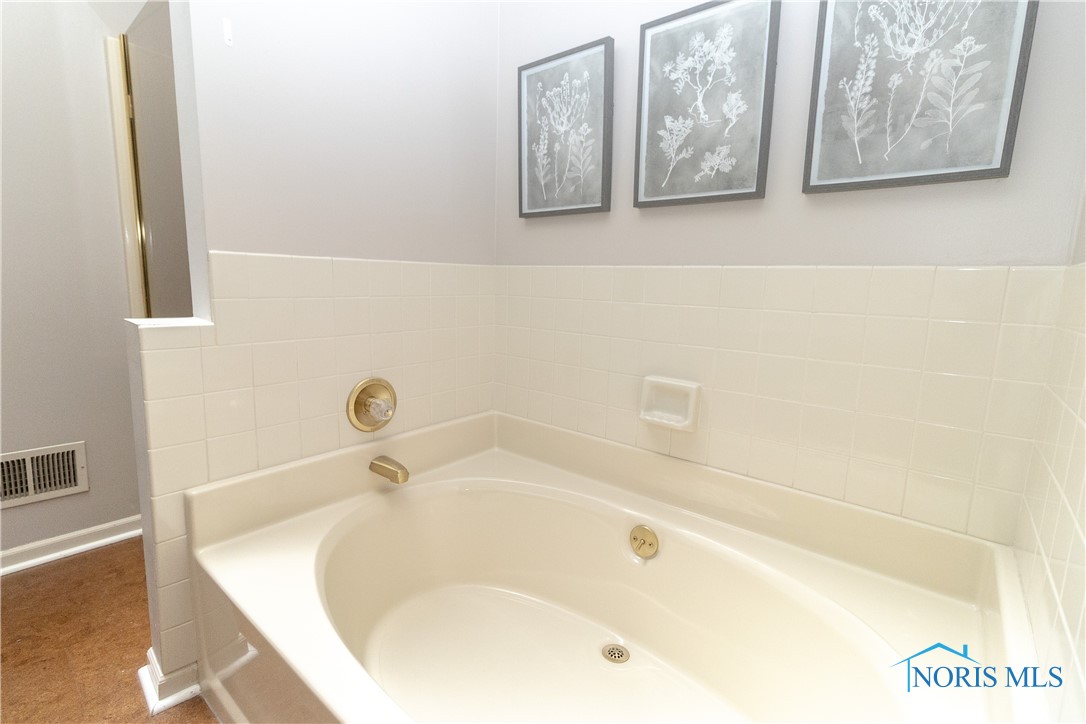 6810 Carrietowne Lane 6810