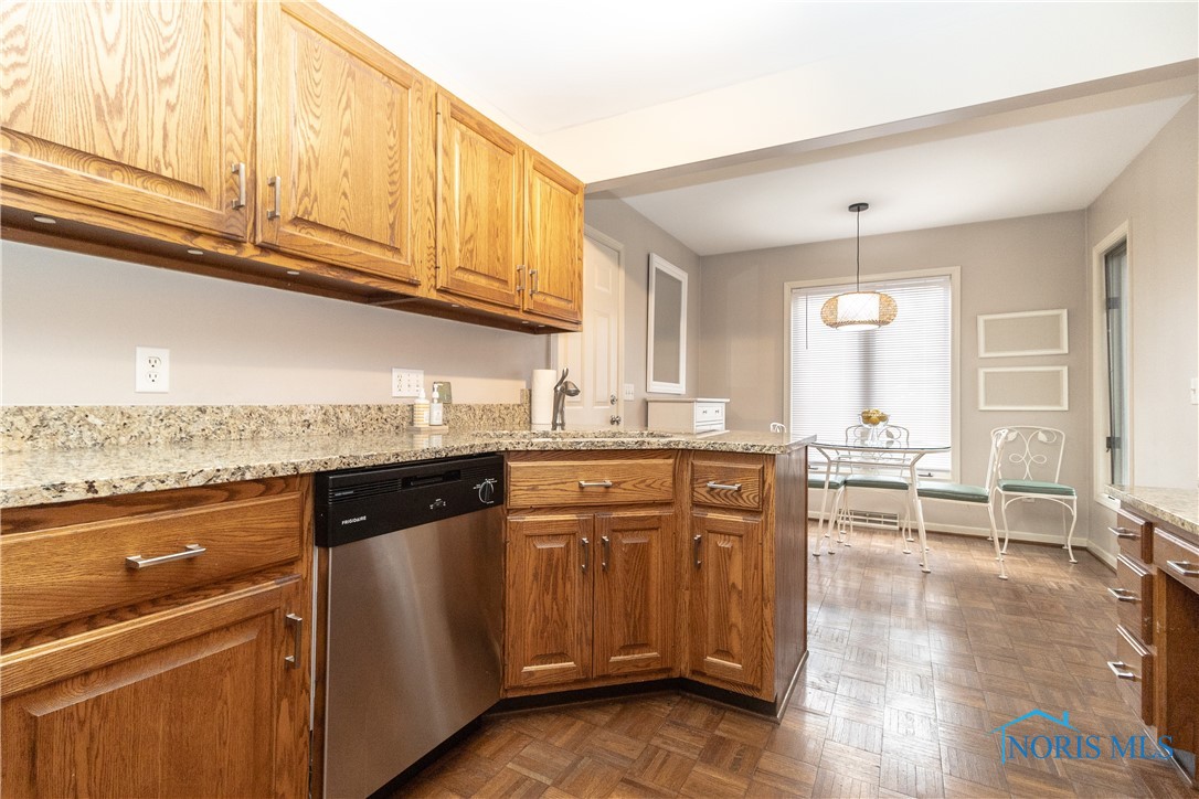 6810 Carrietowne Lane 6810