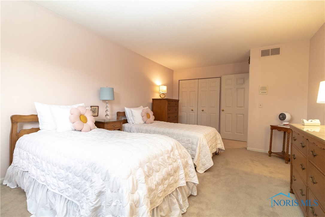6810 Carrietowne Lane 6810