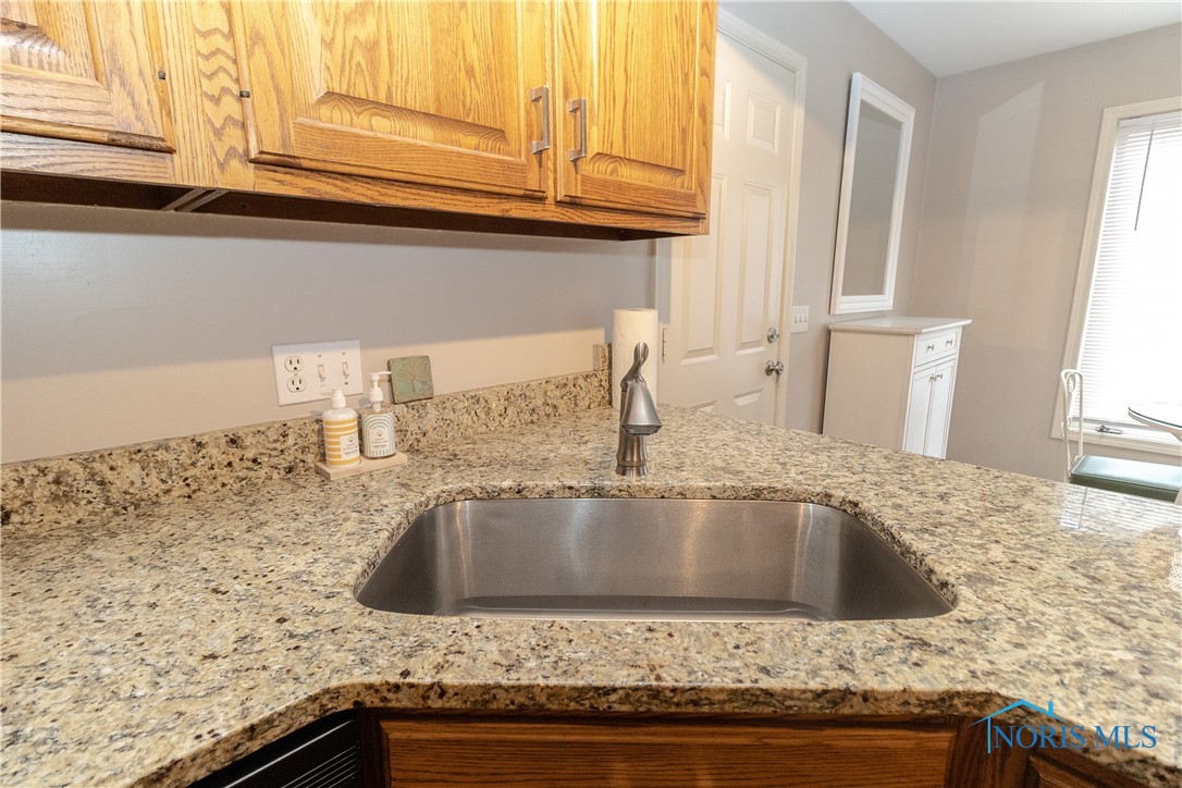 6810 Carrietowne Lane 6810
