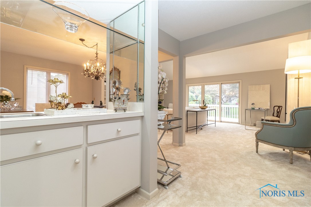 6810 Carrietowne Lane 6810