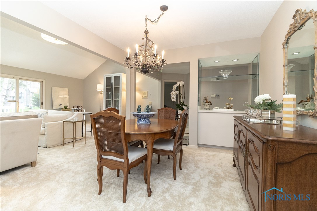 6810 Carrietowne Lane 6810