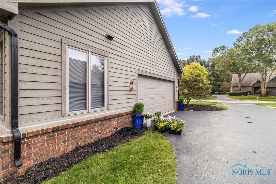 6810 Carrietowne Lane 6810