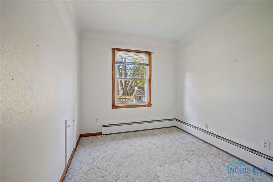 1914 Green Valley Drive