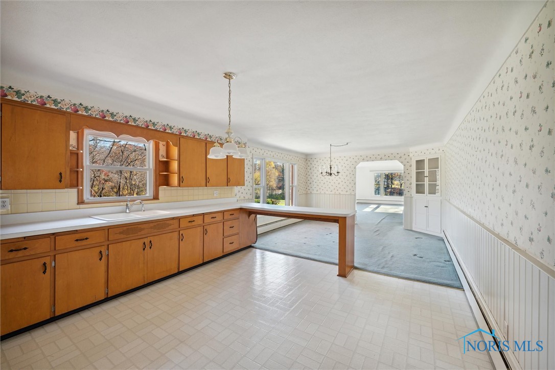 1914 Green Valley Drive