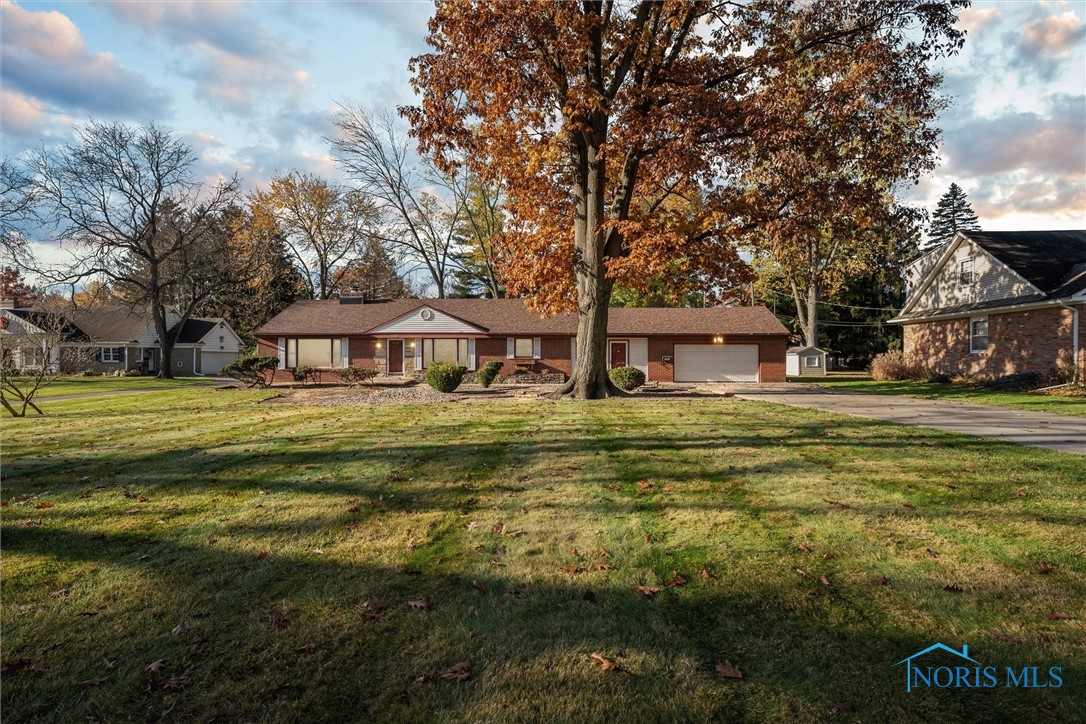 1914 Green Valley Drive