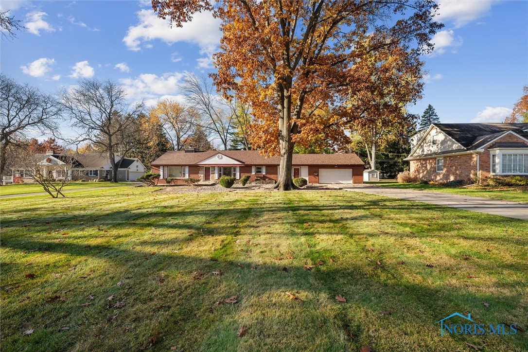 1914 Green Valley Drive