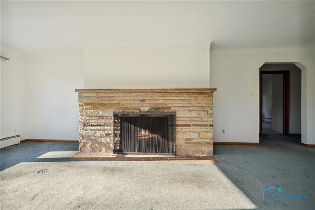 1914 Green Valley Drive