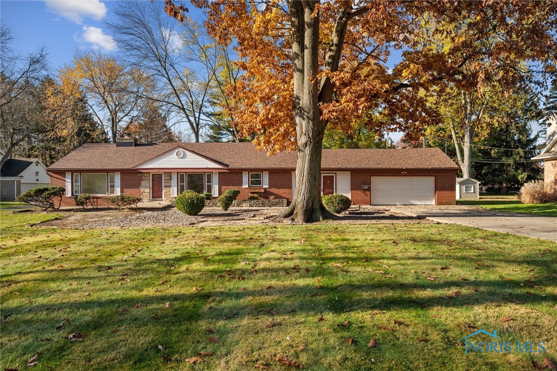 1914 Green Valley Drive