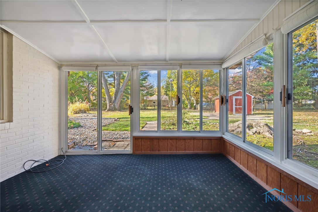 1914 Green Valley Drive