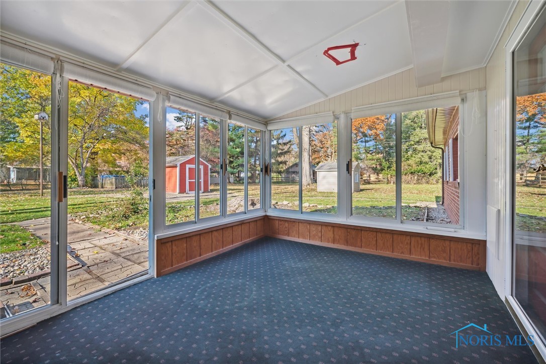 1914 Green Valley Drive