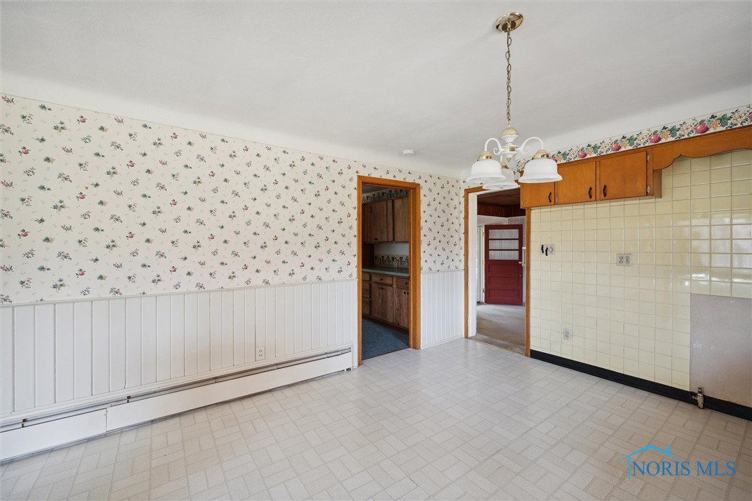 1914 Green Valley Drive