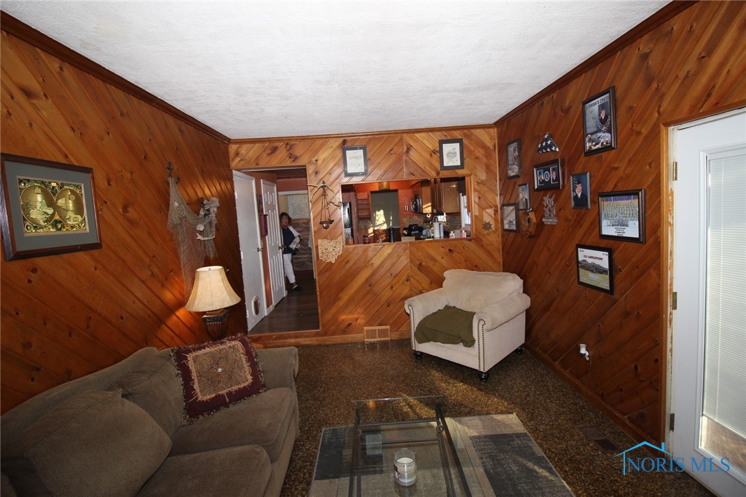 1943 Bucklew Drive