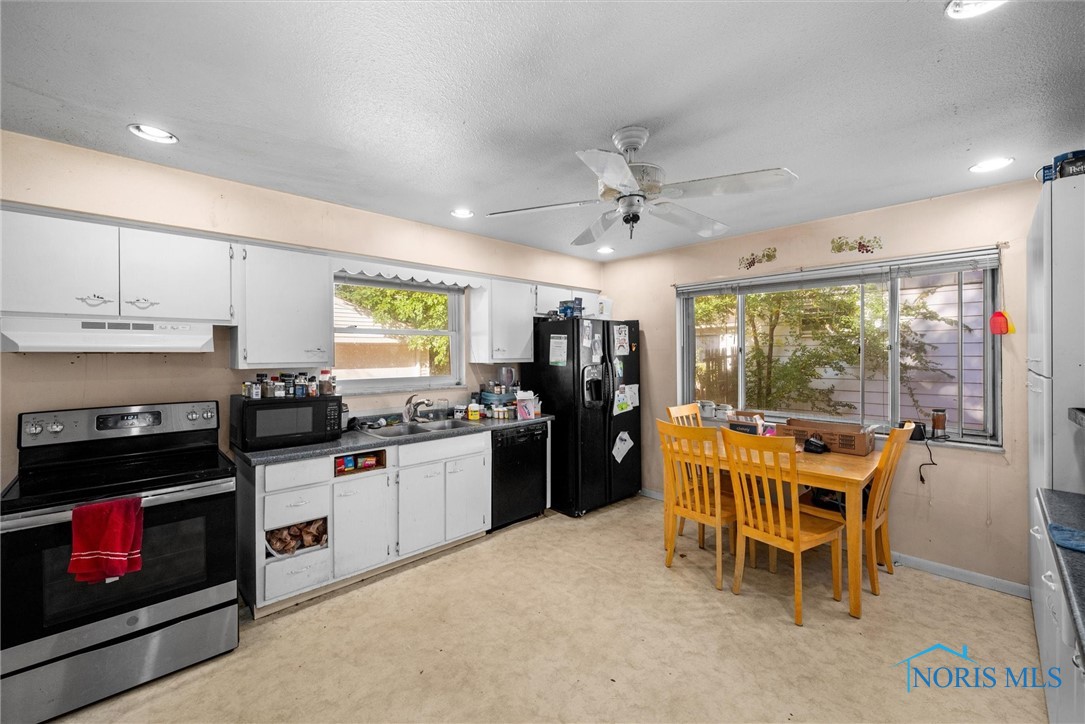 5605 Fenwick Drive