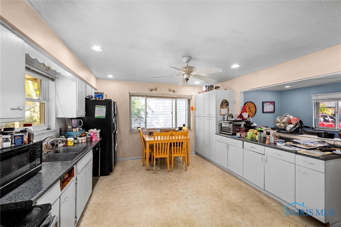 5605 Fenwick Drive