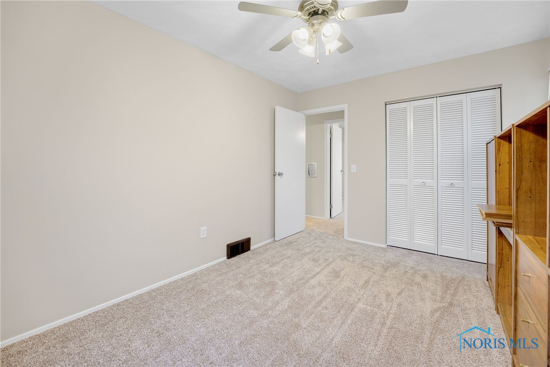 1737 Meadowhill Court