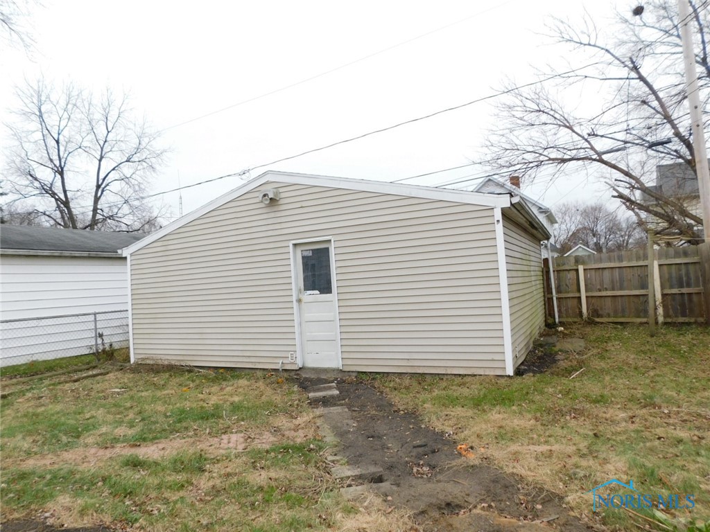 566 Church Street