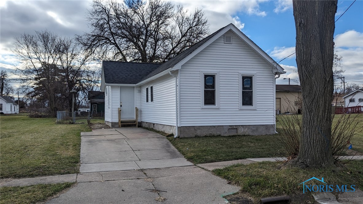 743 Blum Street