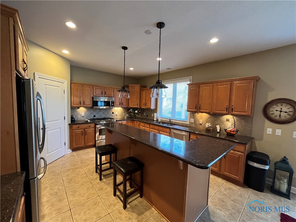 2546 Cherry Lake Road