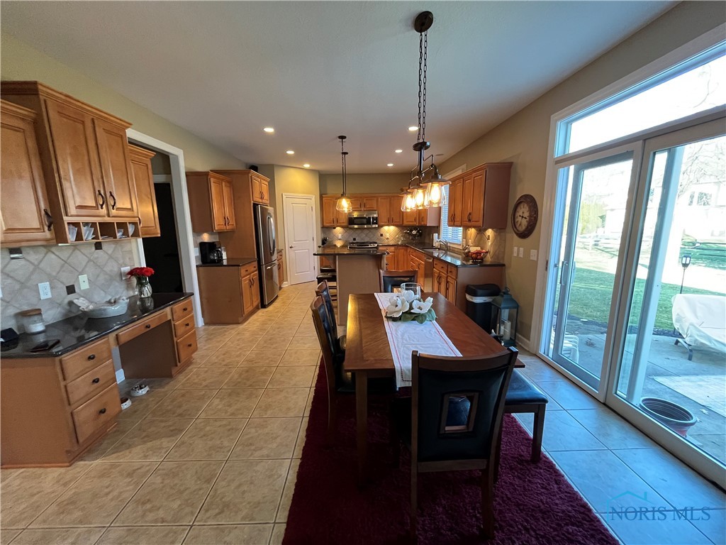 2546 Cherry Lake Road