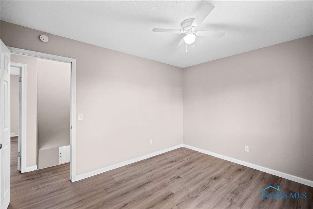 4350 Oak Creek Lane